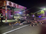 暗夜悲歌｜自撞海產店柱子，小轎車1死1傷，臺9線南興段釀慘劇！