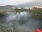 火燒島｜空中救援，直升機灑水滅火，綠島燃燒面積3千多平方公尺！