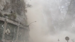 花蓮持續地震｜中橫東段天祥至太魯閣沿線落石如雨、岩屑崩滑，4/23日禁止通行！