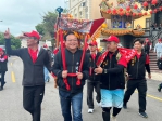 陪吾走一段，信仰踏實路  馬公市長黃健忠接力勇轎手頭尾棒  陪媽祖徒步祈安百宮 馬公市長黃健忠表示，澎湖是一座信仰深厚、文化豐富的城市，媽祖文化是連結城鄉、凝聚人心的重要精神資產。能連續兩年參與徒步祈安，從首棒走到尾棒，是對信仰與土地的真誠回應。「我們走的不只是祈福路，更是與人民並肩、向希望前行的旅程。」