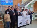 國際扶輪3502暨2570地區捐贈三總澎湖分院  執行「澎湖群島居家醫療服務計畫」  捐贈項目（包括手持式超音波儀2台、攜帶式骨質密度檢測箱1台、無線生理信號傳導器2台）居家醫療裝備，以改善居民臥病在床的醫療照護問題，提升其康復能力。