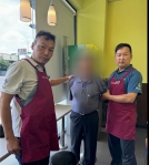 大村分駐所副所長蔡信隆和警員林晏生，合作擒獲詐騙車手。（照片分局提供）