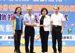 彰化秀育企業公司捐贈雲林縣493部實物投影機 縣長張麗善感謝秀育散播善與正向力量 讓科技走進教室 培育優秀未來人才〜