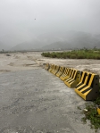 颱風大雨｜富里鄉明里便道、崙天便道便橋橋面淹沒，緊急封閉！