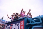 車隊遊街謝票｜傅崐萁、徐榛蔚，感謝每一位鄉親們用行動支持。