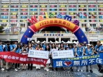 矽品志工陪彰化家扶兒暢遊麗寶。（照片家扶提供）