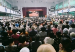 員林區「七月吉祥月祈福會」，員林高中禮堂登場。（照片慈濟提供）