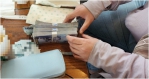 連假打詐不停歇，員林萬年派出所長率隊逮車手，保住33萬元。（照片警方提供）