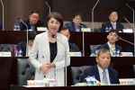提升教學品質 許縣長：國中小班級人數朝每班27人努力