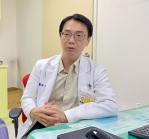 秀傳醫院家醫科主任李育慶說,夏天的致命是「熱中暑」。(照片秀傳提供)