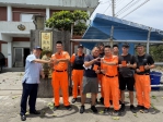 「父」重前行「爸」氣登場｜第一三岸巡隊隊長鄭俊利親赴第一線慰勉海巡同仁