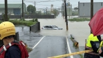 雨炸高雄多處道路嚴重積淹水傳災情