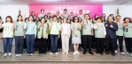 副總統蕭美琴（前排中）力挺民進黨彰化縣長候選人陳素月（前排左4）。（照片競黨提供）
